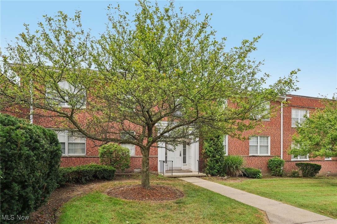 3279 Warrensville Center Road Shaker Heights OH 44122