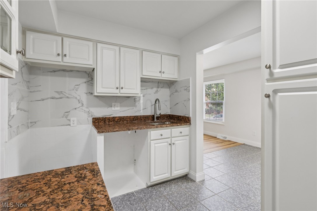 3279 Warrensville Center Road Shaker Heights OH 44122