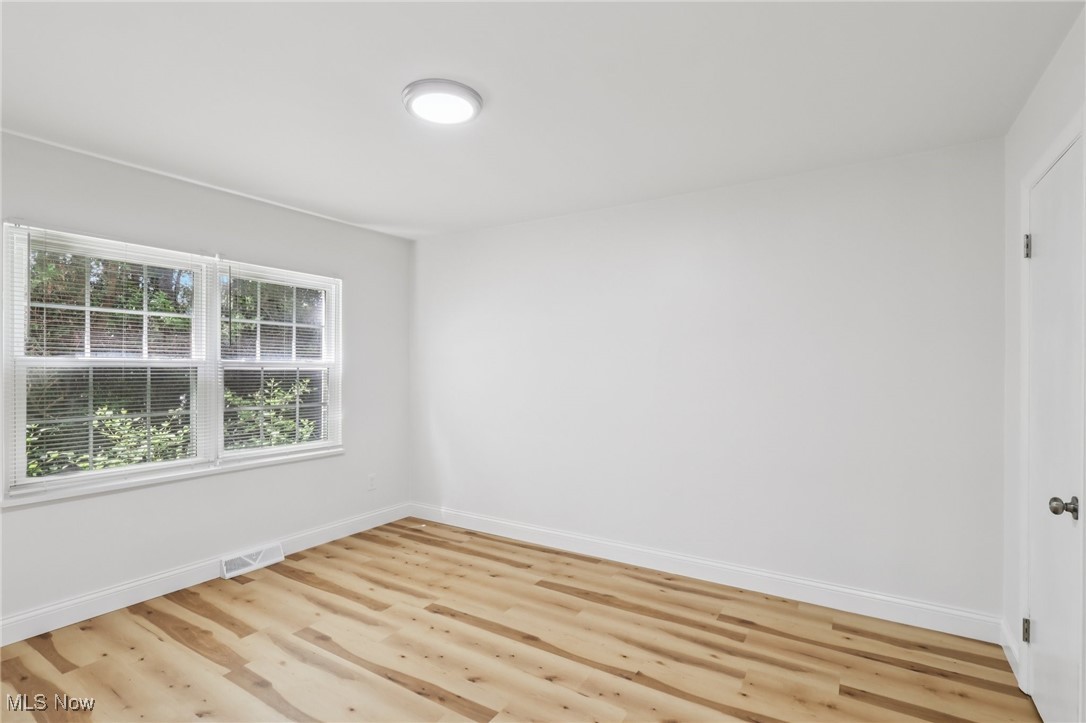 3279 Warrensville Center Road Shaker Heights OH 44122