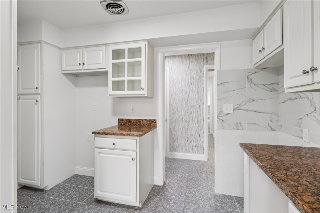 3279 Warrensville Center Road Shaker Heights OH 44122