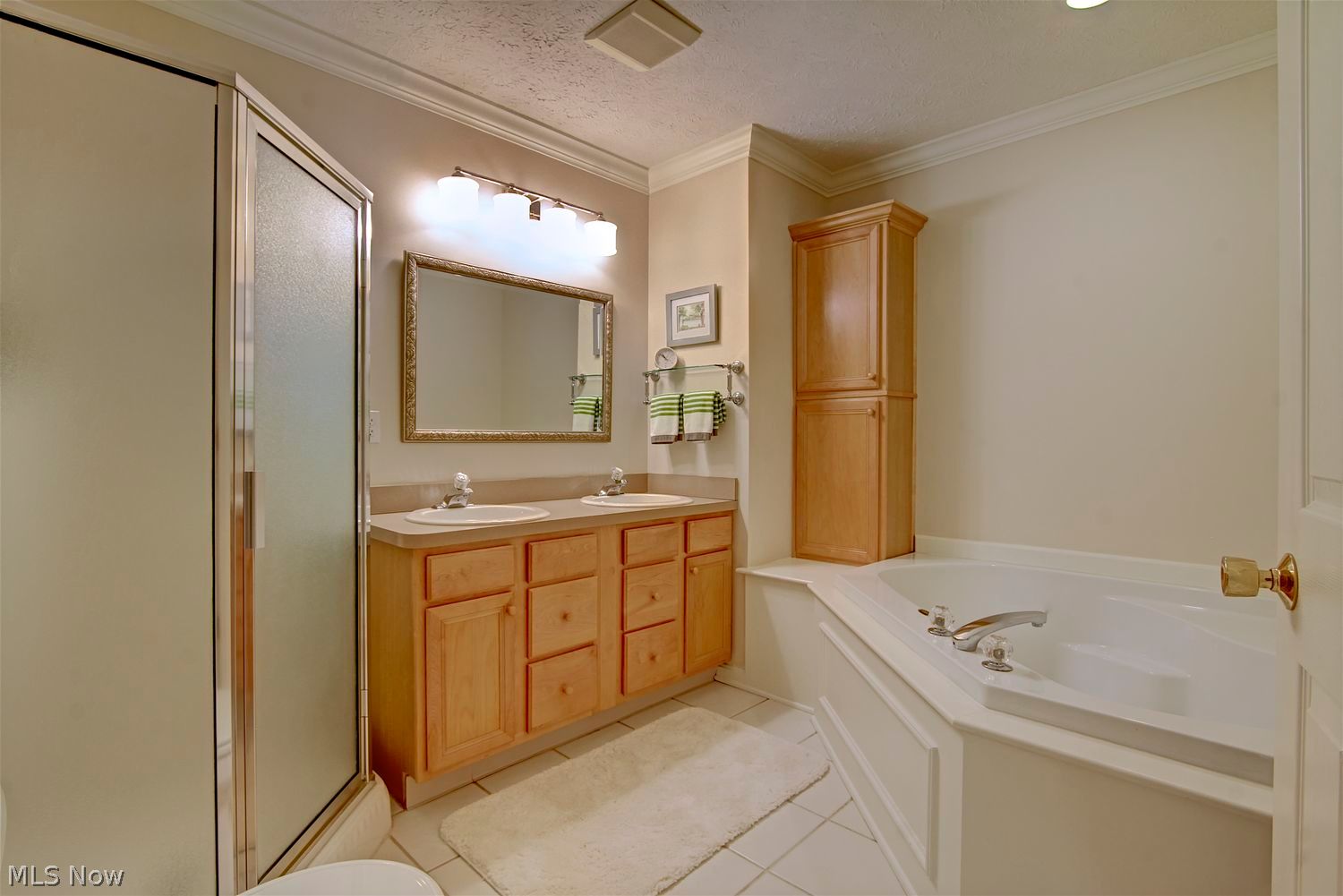 36468 N Reserve Circle Avon OH 44011