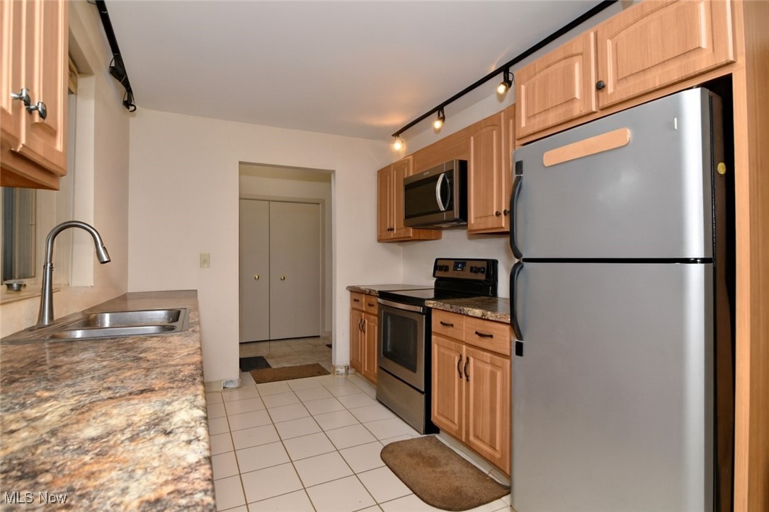 3280 Richmond Road Beachwood OH 44122