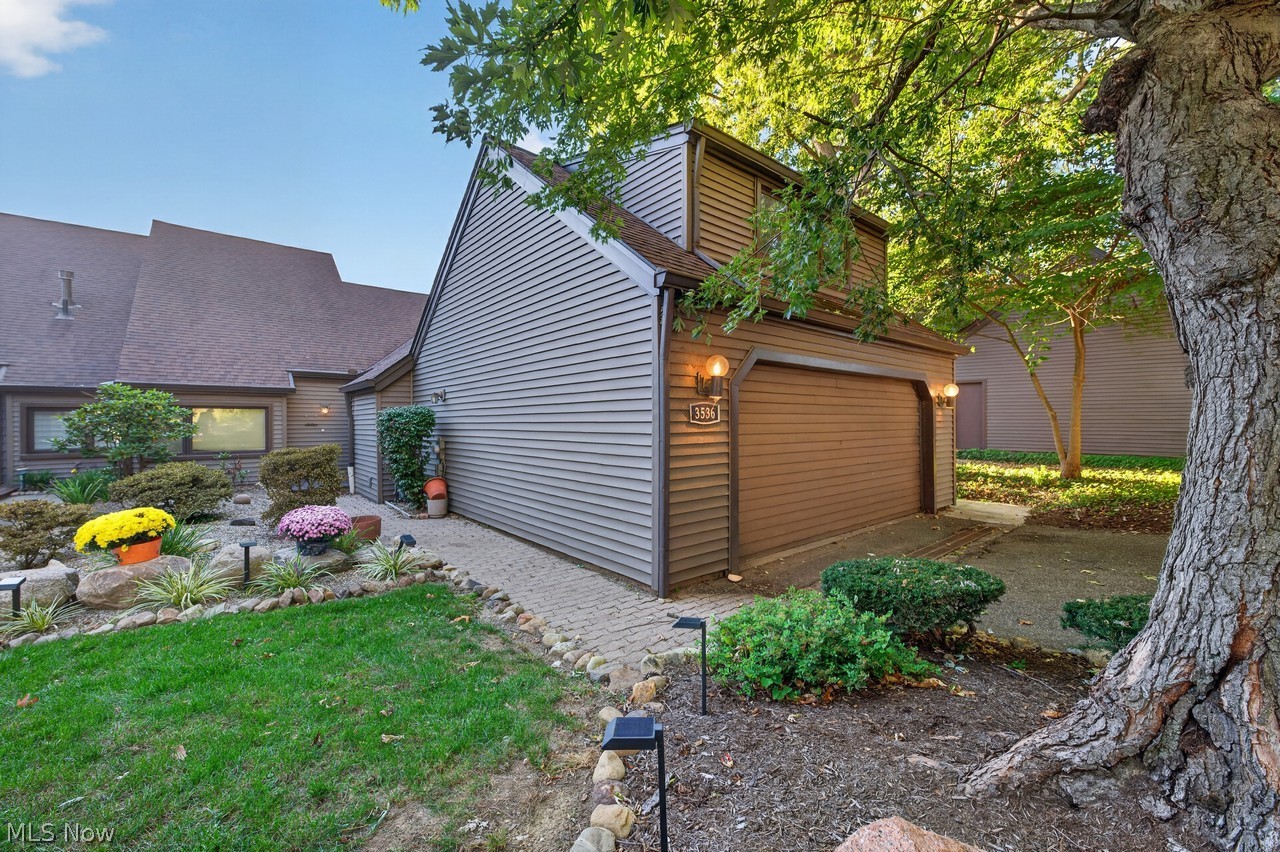 3536 Moonlight Bay Drive NW Canton OH 44708