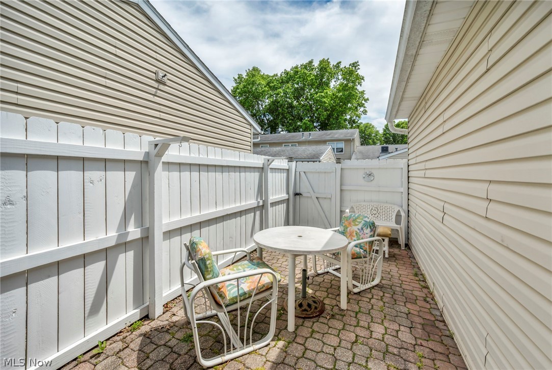 2499 Barth Drive Uniontown OH 44685