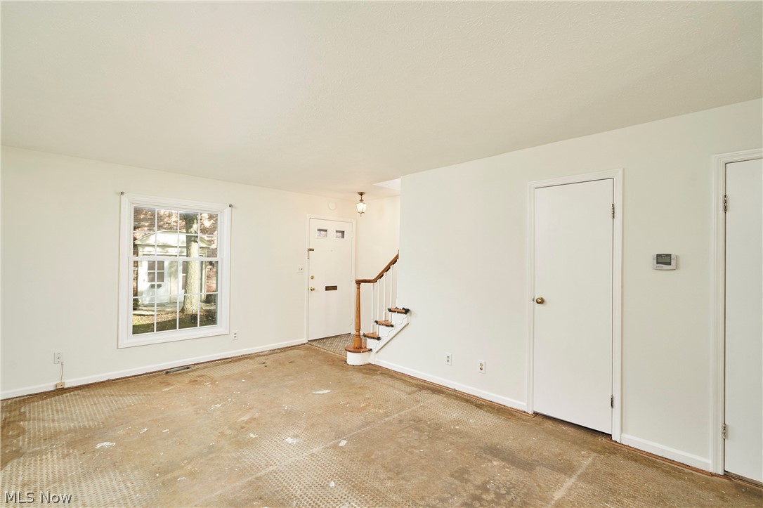 76 Menlo Park Drive Akron OH 44313