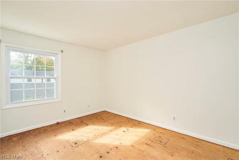 76 Menlo Park Drive Akron OH 44313
