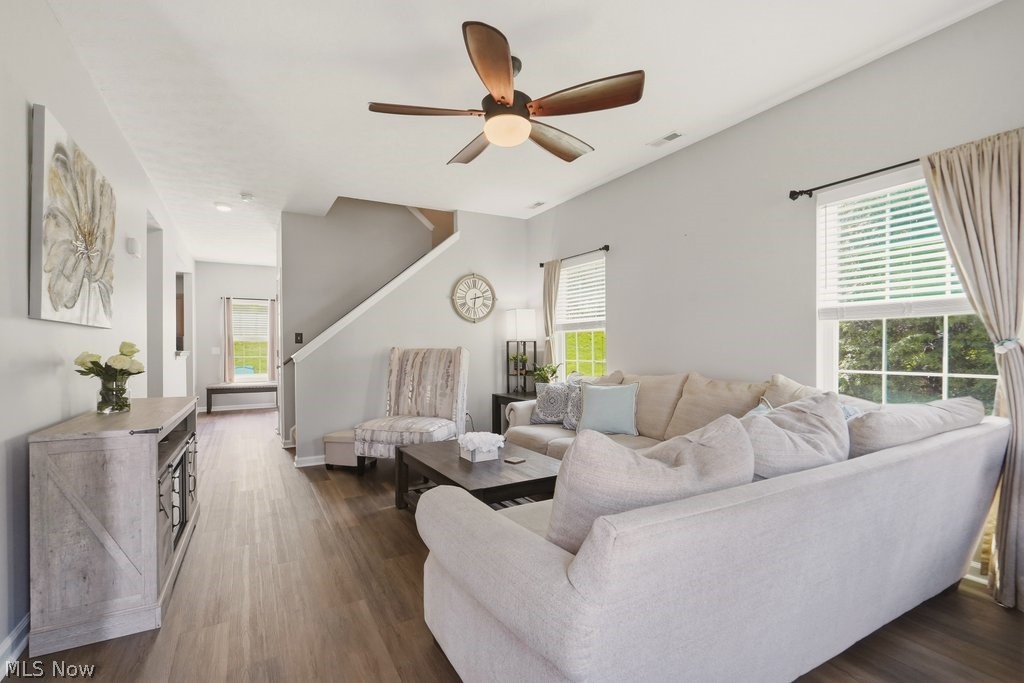 307 Teal Circle Coventry OH 44319