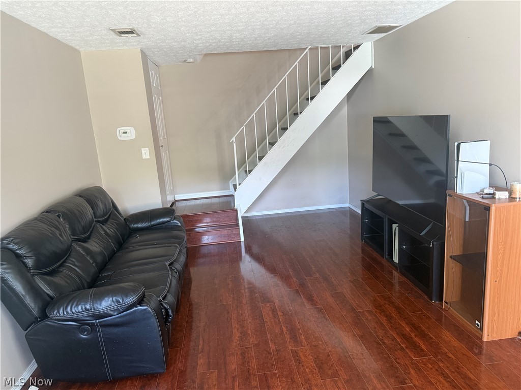 20462 Williamsburg Court Middleburg Heights OH 44130
