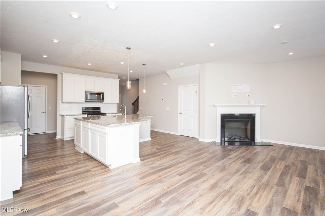 870 Dipper Lane Aurora OH 44202