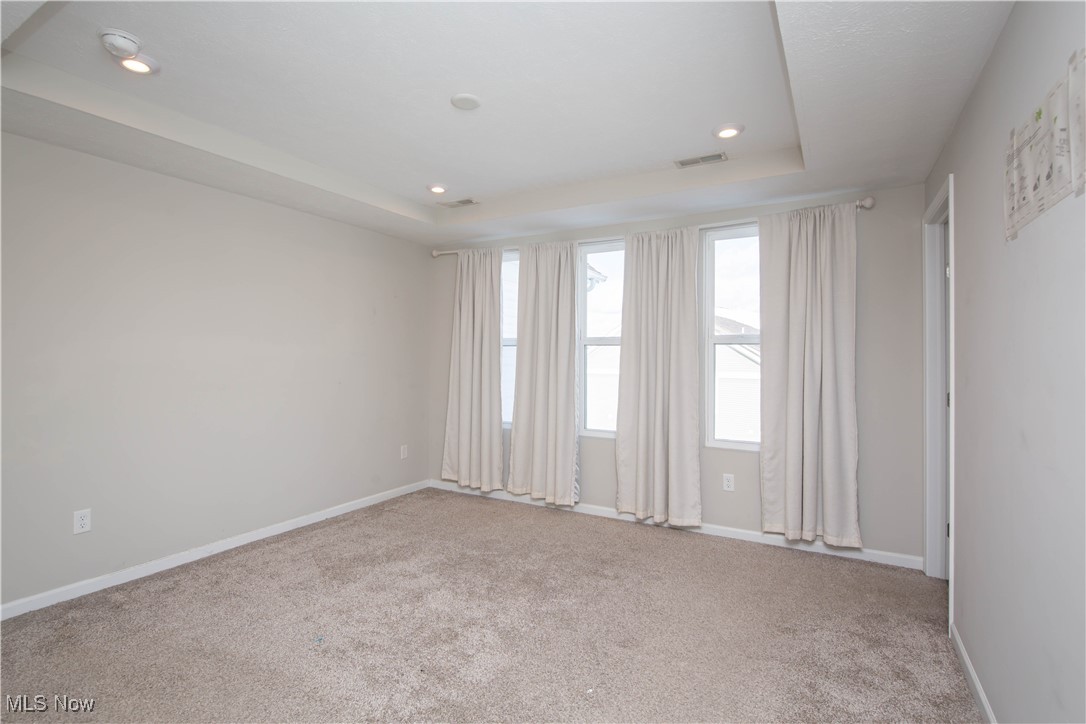 870 Dipper Lane Aurora OH 44202