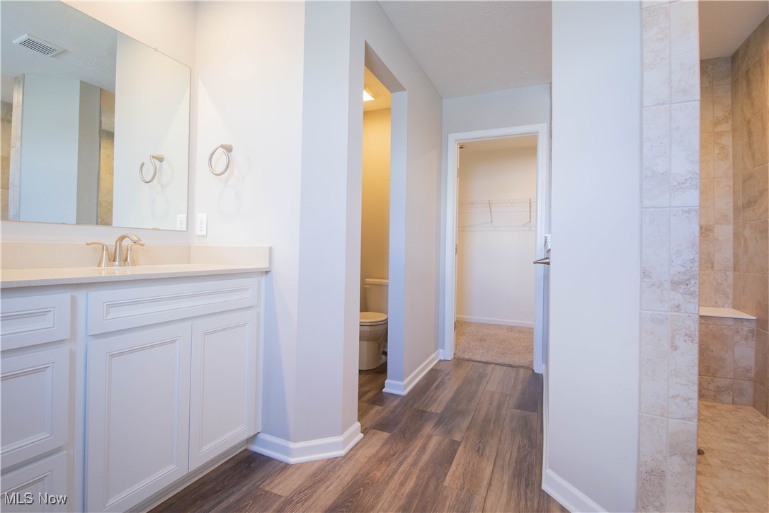 870 Dipper Lane Aurora OH 44202