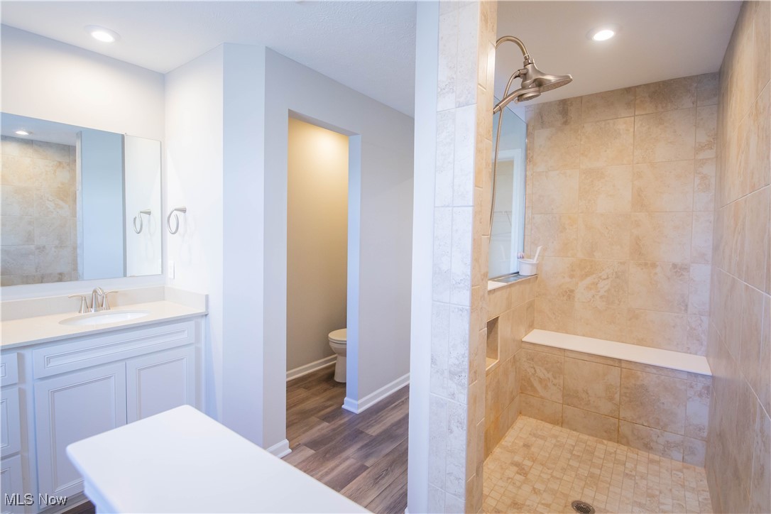 870 Dipper Lane Aurora OH 44202