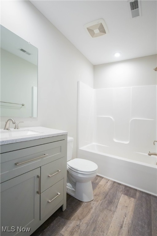 870 Dipper Lane Aurora OH 44202