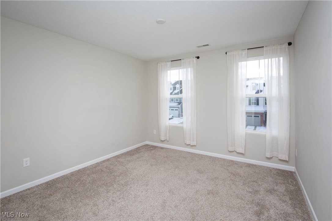 870 Dipper Lane Aurora OH 44202