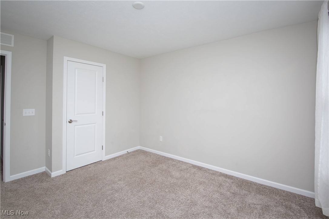 870 Dipper Lane Aurora OH 44202