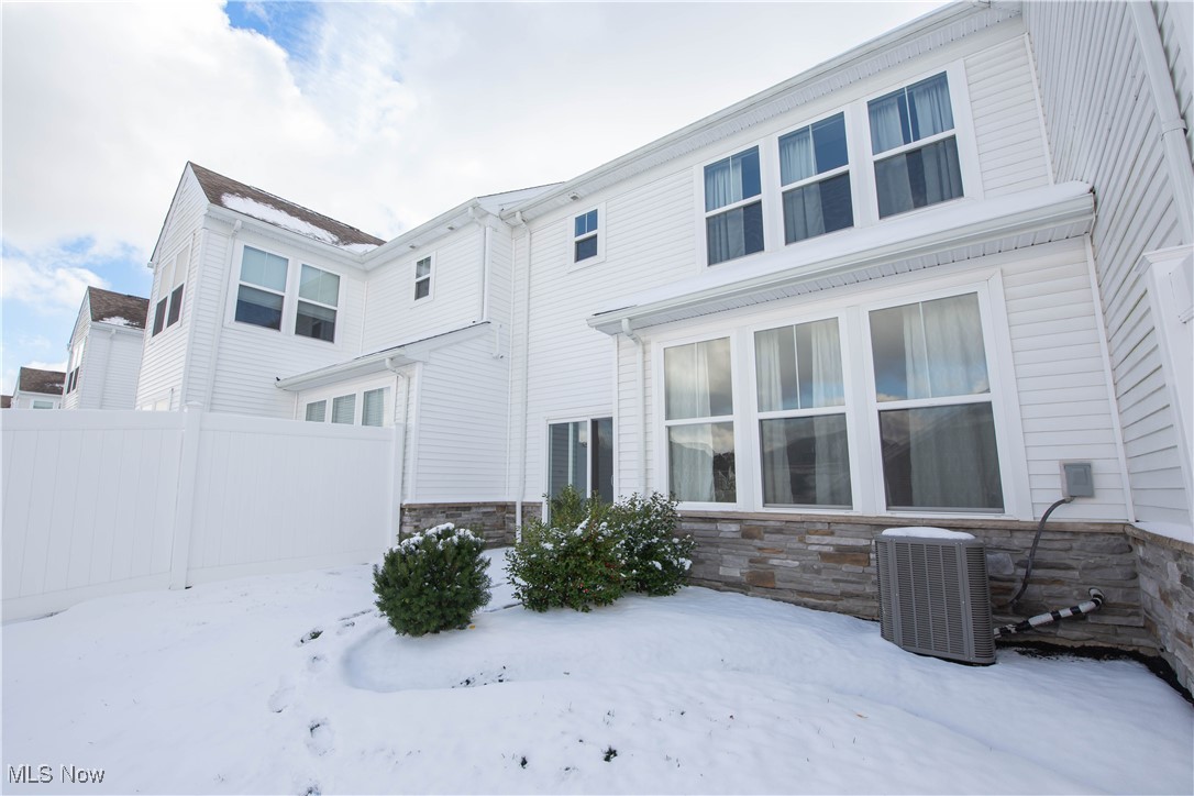 870 Dipper Lane Aurora OH 44202