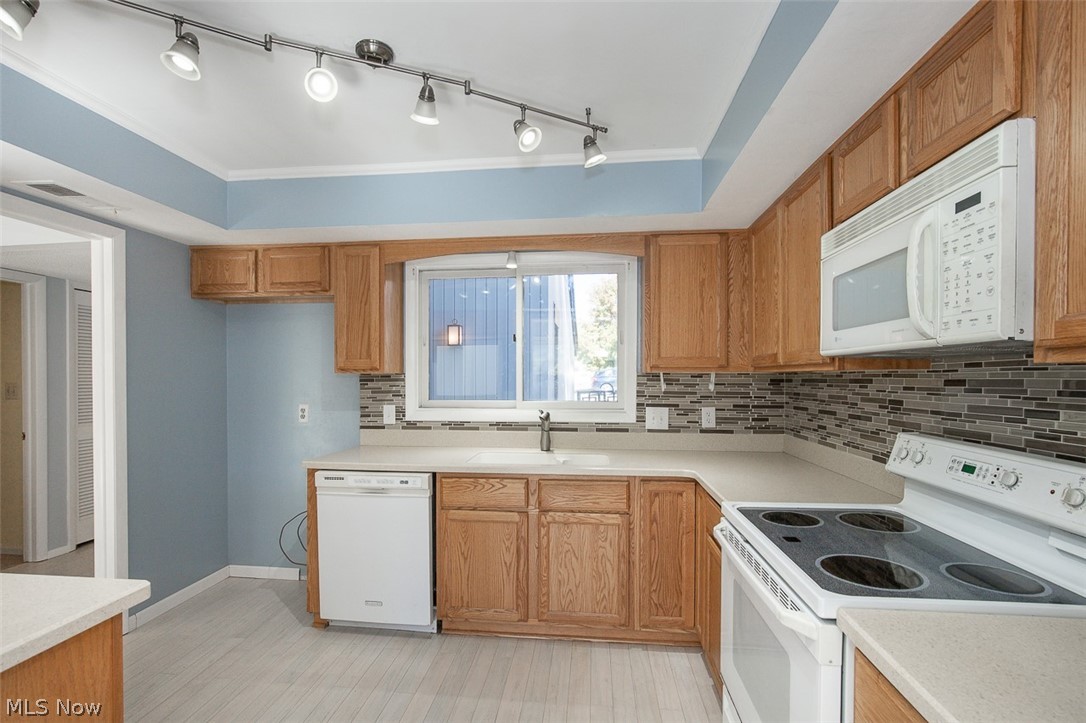 700 Tinkers Lane Sagamore Hills OH 44067