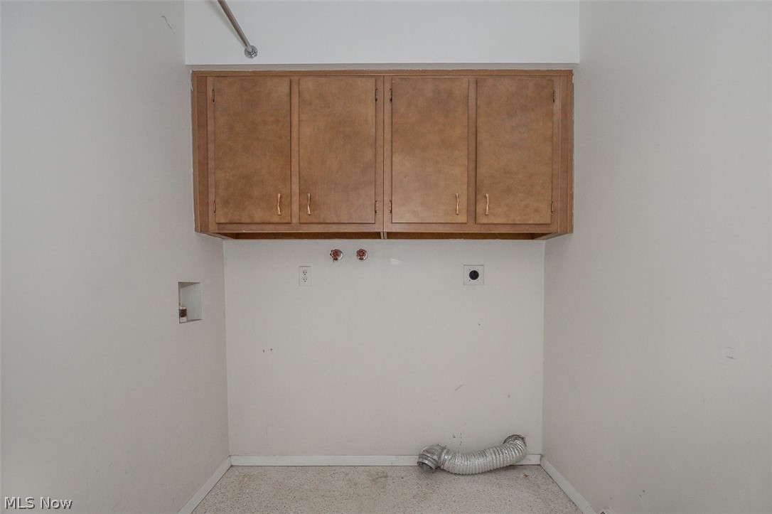 700 Tinkers Lane Sagamore Hills OH 44067