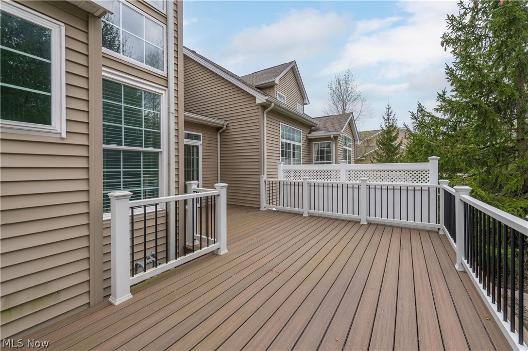 29465 Hummingbird Circle Westlake OH 44145