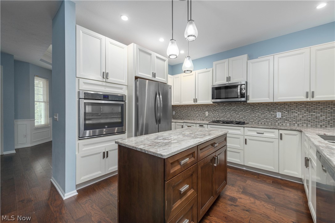 29465 Hummingbird Circle Westlake OH 44145