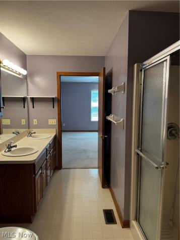 2457 Barrington Way Wooster OH 44691
