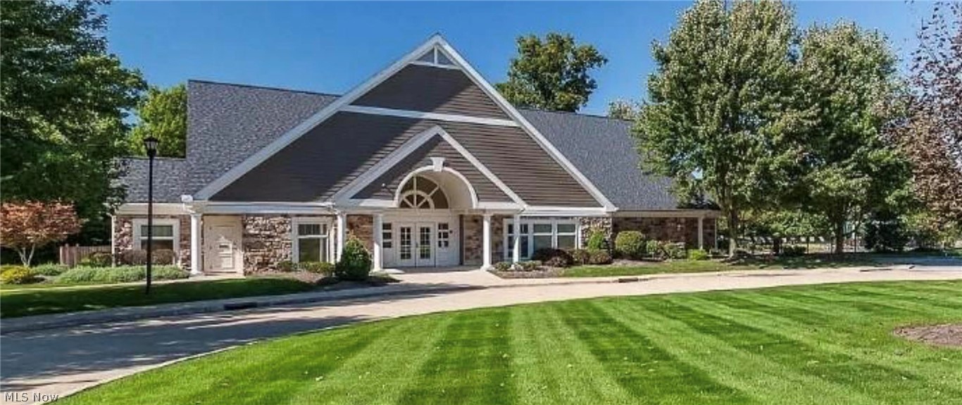 312 W Legend Court Highland Heights OH 44143