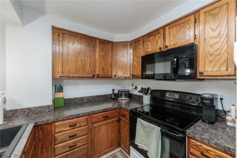 4757 Ledgewood Drive Medina OH 44256