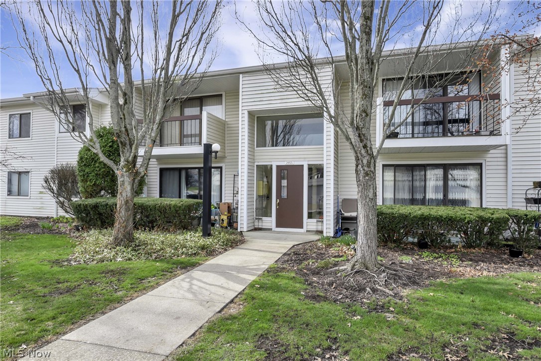 2955 N Bay Drive Westlake OH 44145