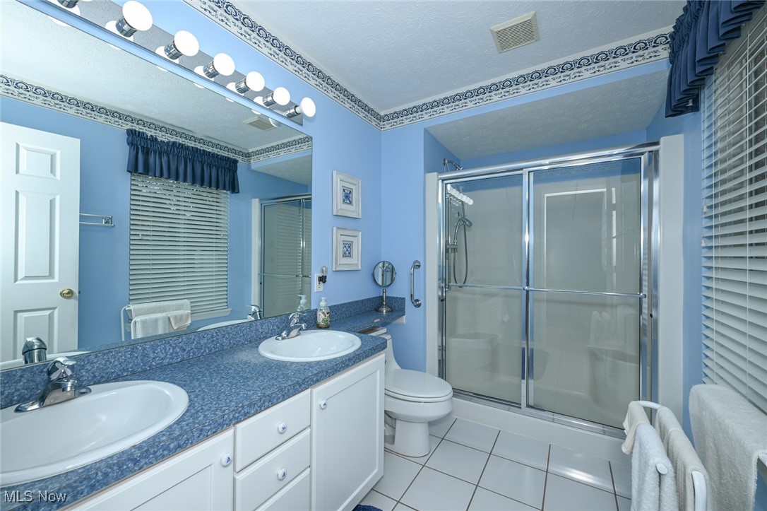 4180 Castle Ridge Copley OH 44321