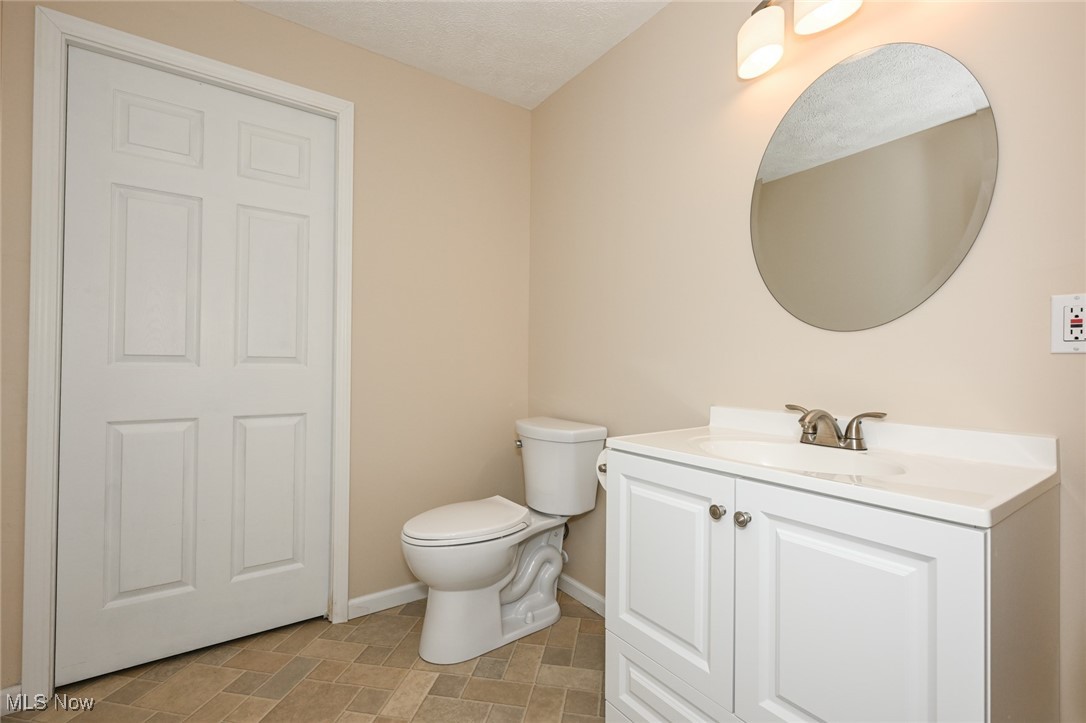 4180 Castle Ridge Copley OH 44321