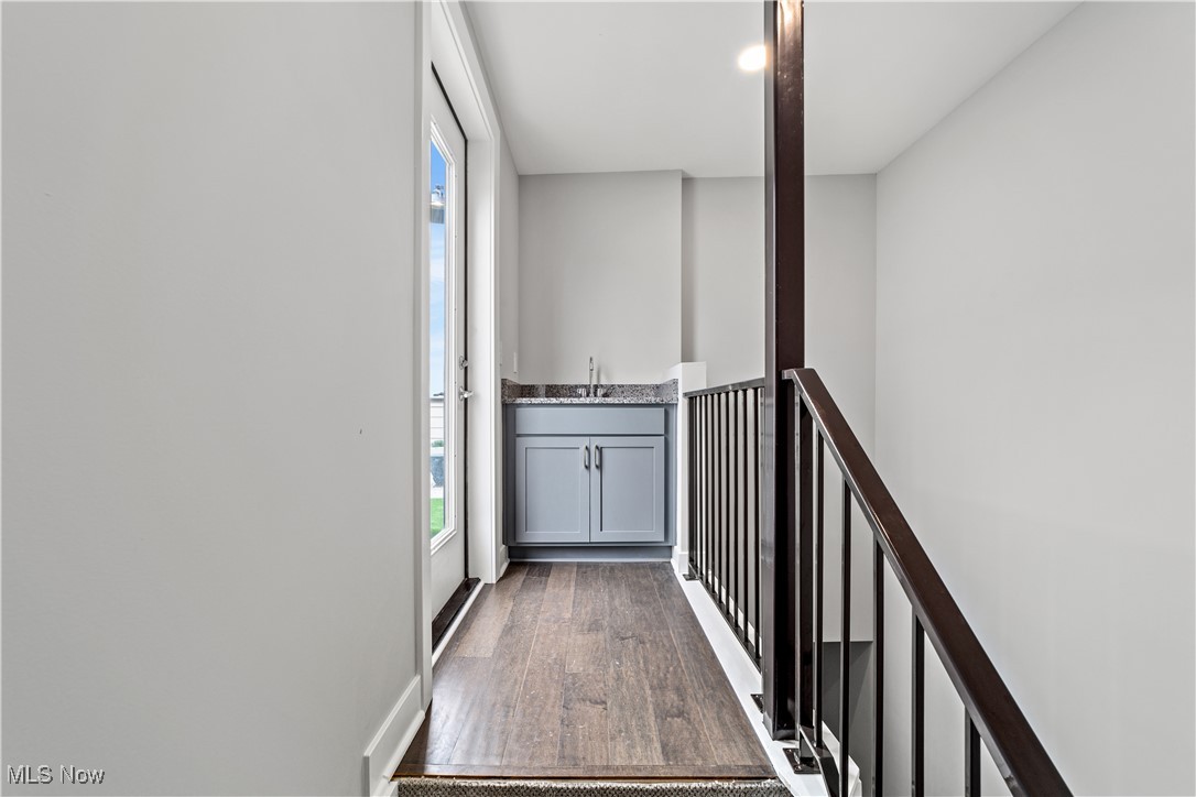 11233 N Park Place Cleveland OH 44104