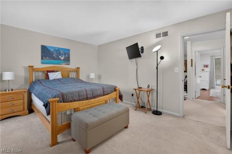 6260 Greenwood Parkway Northfield OH 44067