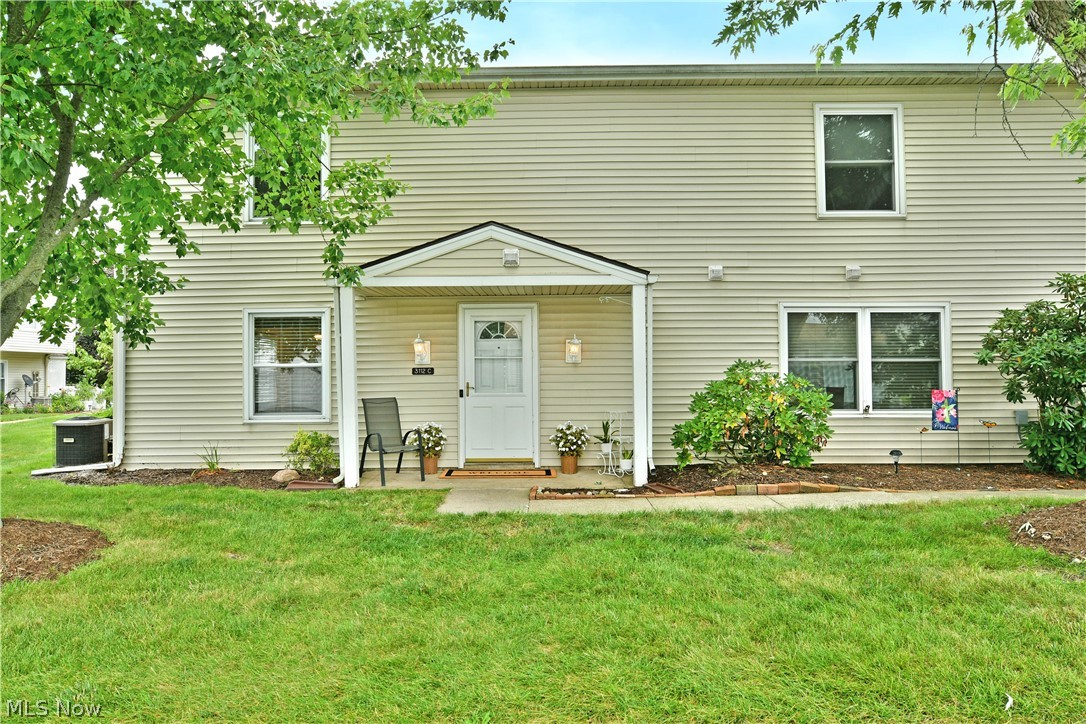 3112 Ivy Hill Circle Cortland OH 44410