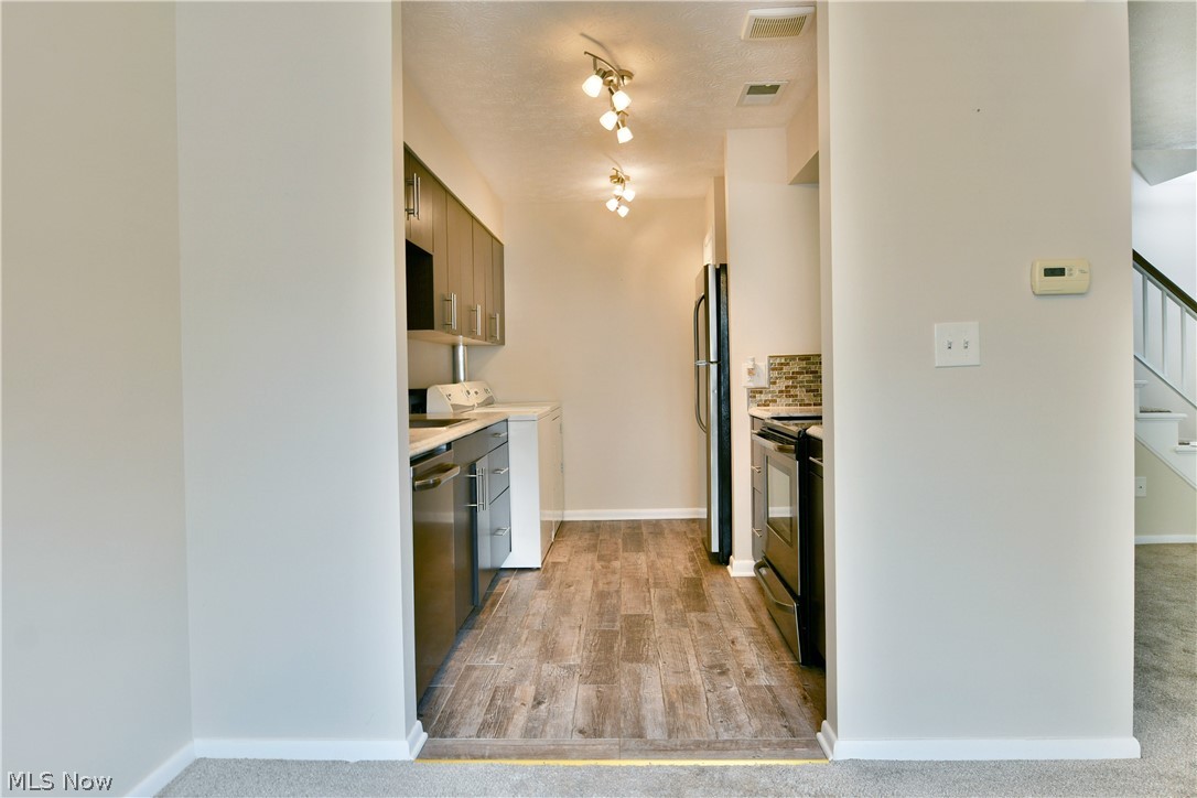 3112 Ivy Hill Circle Cortland OH 44410