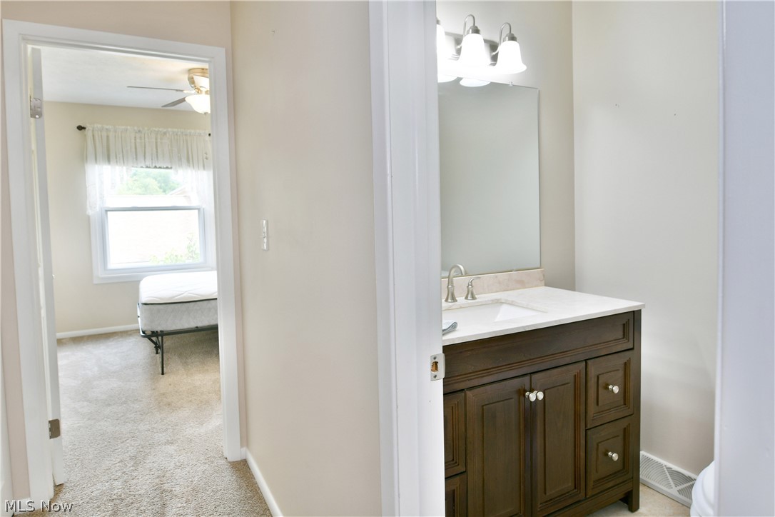 3112 Ivy Hill Circle Cortland OH 44410