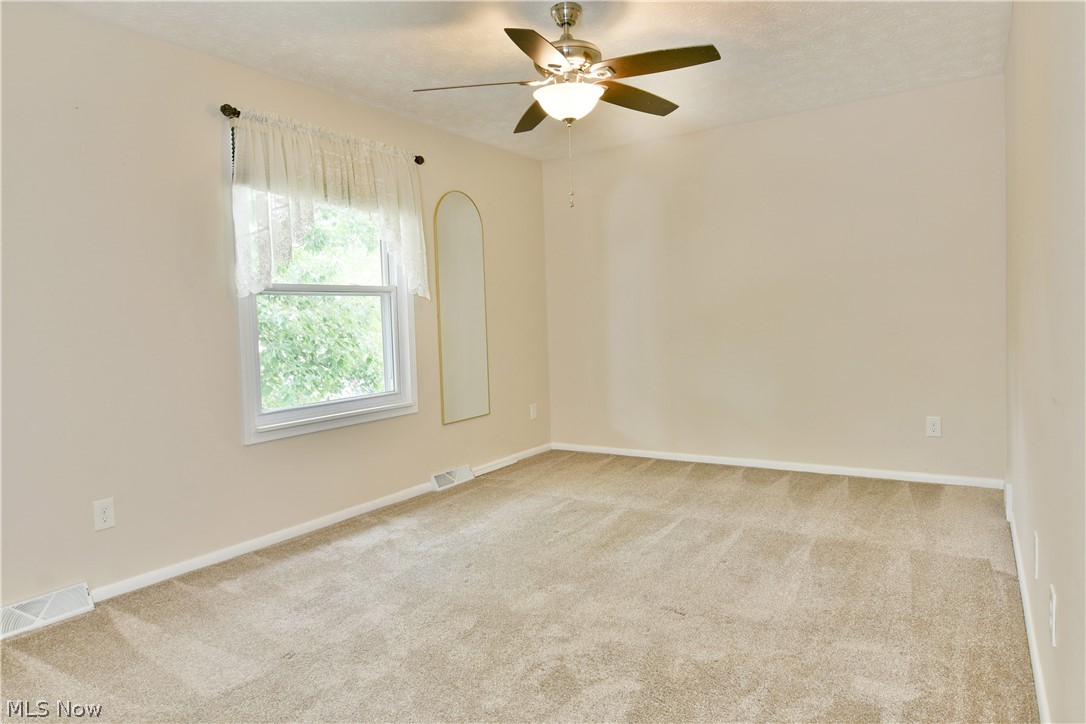 3112 Ivy Hill Circle Cortland OH 44410