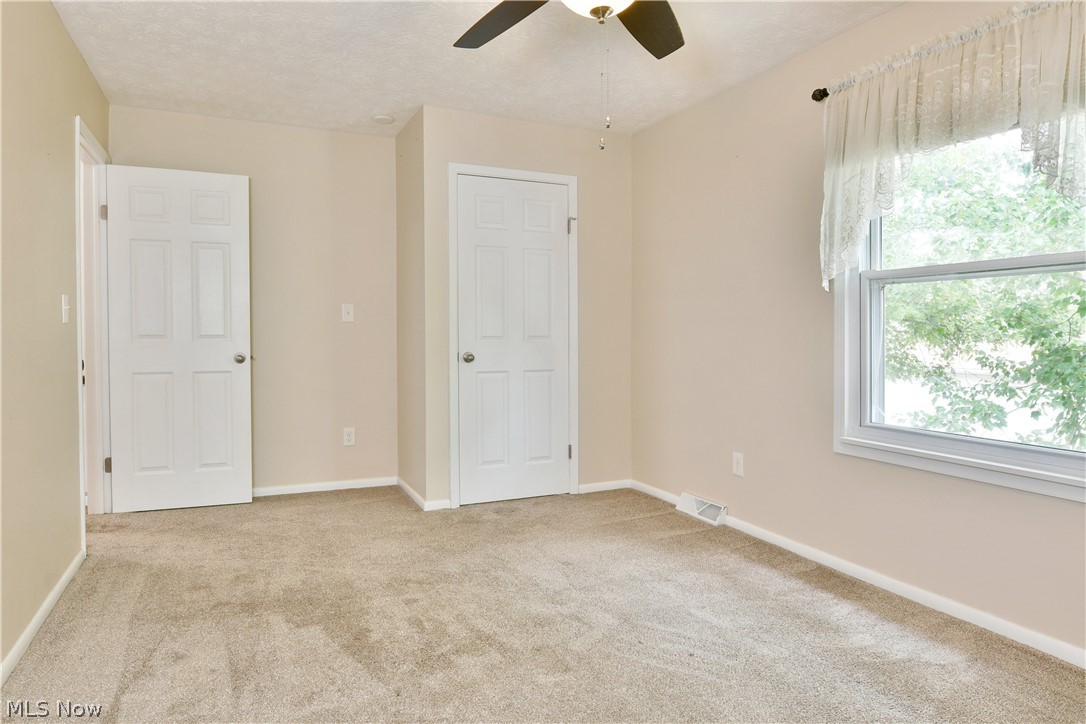 3112 Ivy Hill Circle Cortland OH 44410