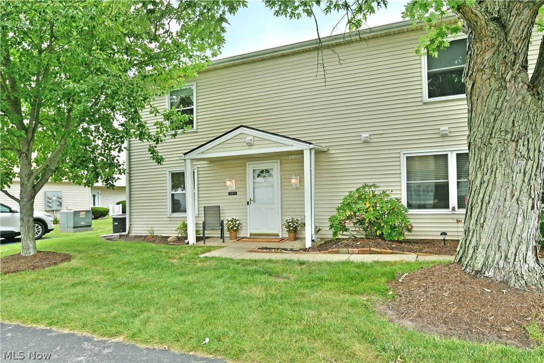 3112 Ivy Hill Circle Cortland OH 44410