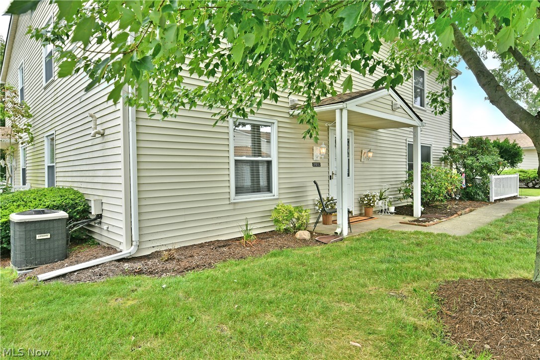 3112 Ivy Hill Circle Cortland OH 44410