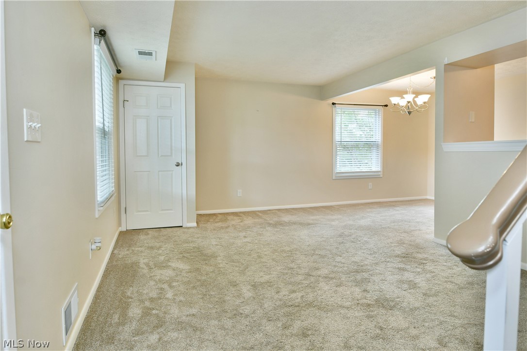 3112 Ivy Hill Circle Cortland OH 44410