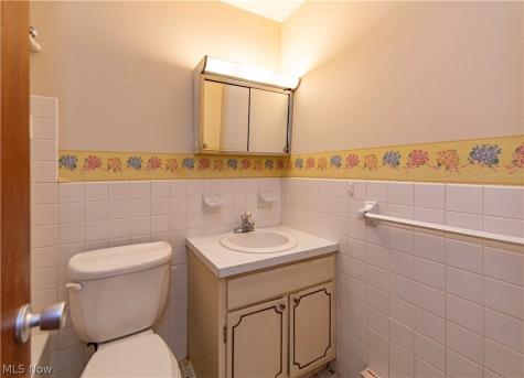 3064 Kent Road Stow OH 44224