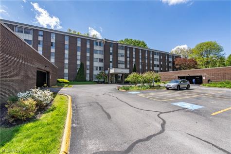 3064 Kent Road Stow OH 44224