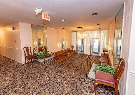 3064 Kent Road Stow OH 44224