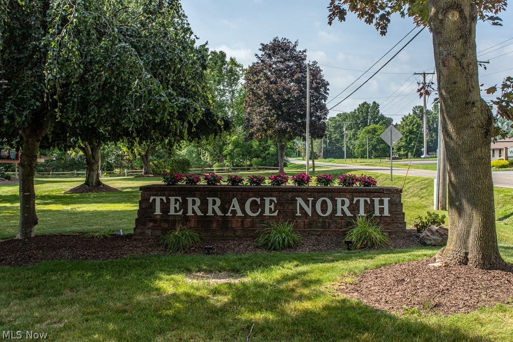 2540 North Road NE Warren OH 44483