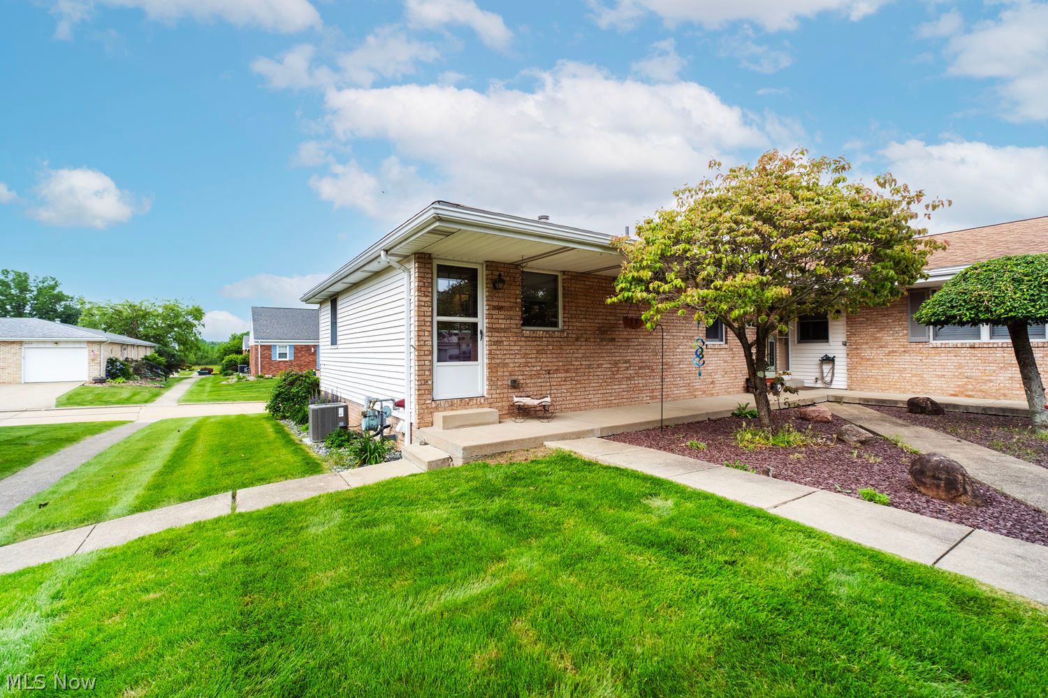 720 Springfield Road Columbiana OH 44408