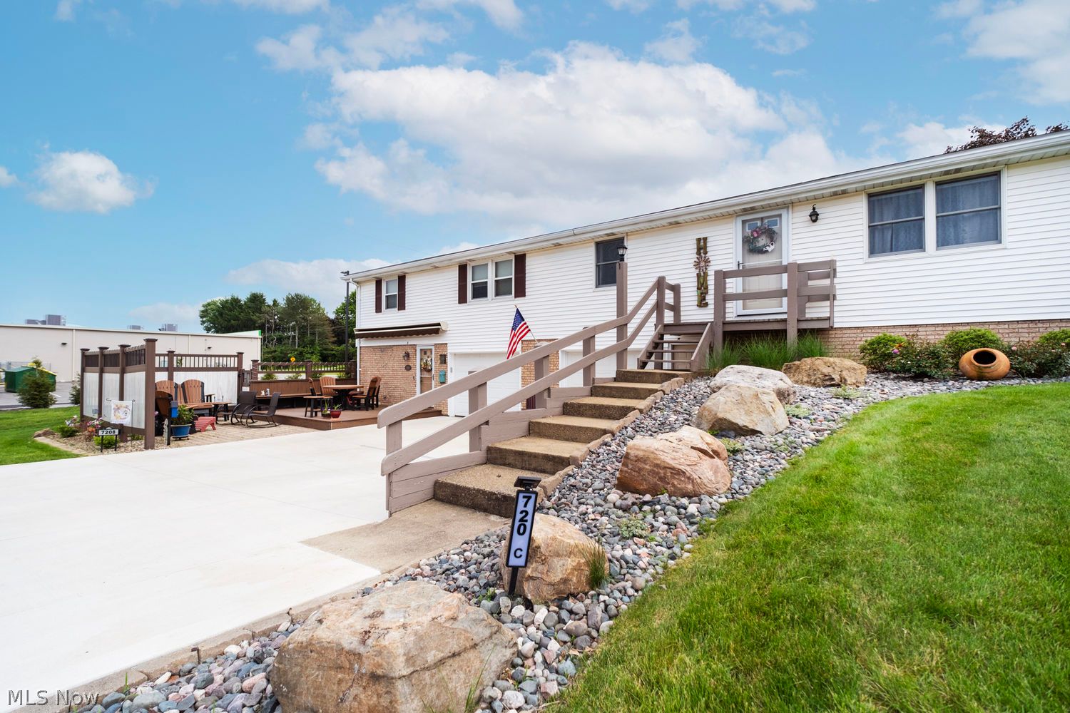 720 Springfield Road Columbiana OH 44408