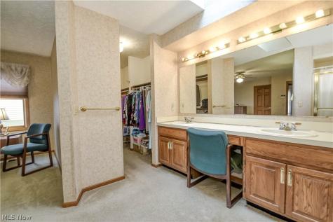6700 Waterford Lane Mentor OH 44060