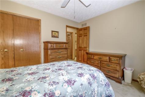 6700 Waterford Lane Mentor OH 44060