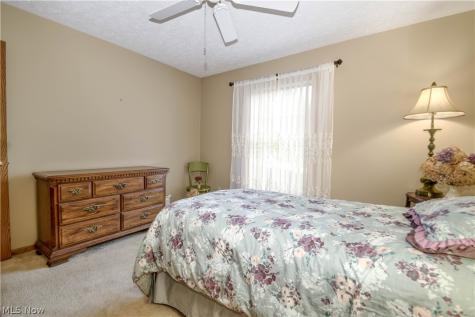 6700 Waterford Lane Mentor OH 44060
