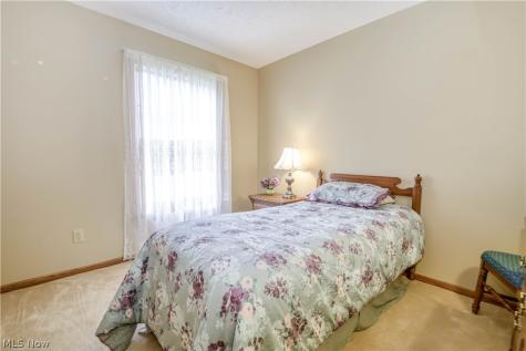 6700 Waterford Lane Mentor OH 44060